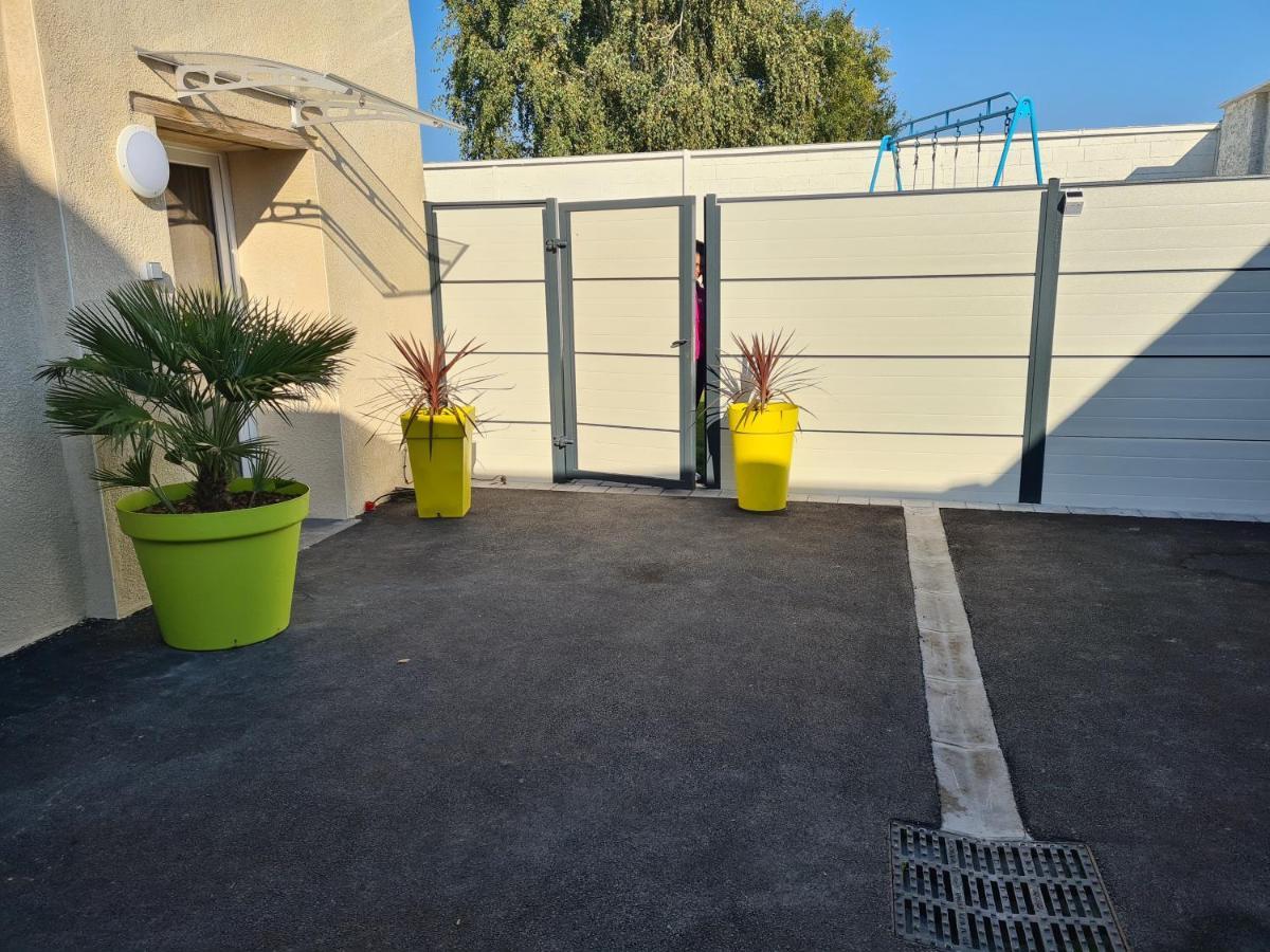 Hotel L Evasion Secrete Quarouble Exterior foto